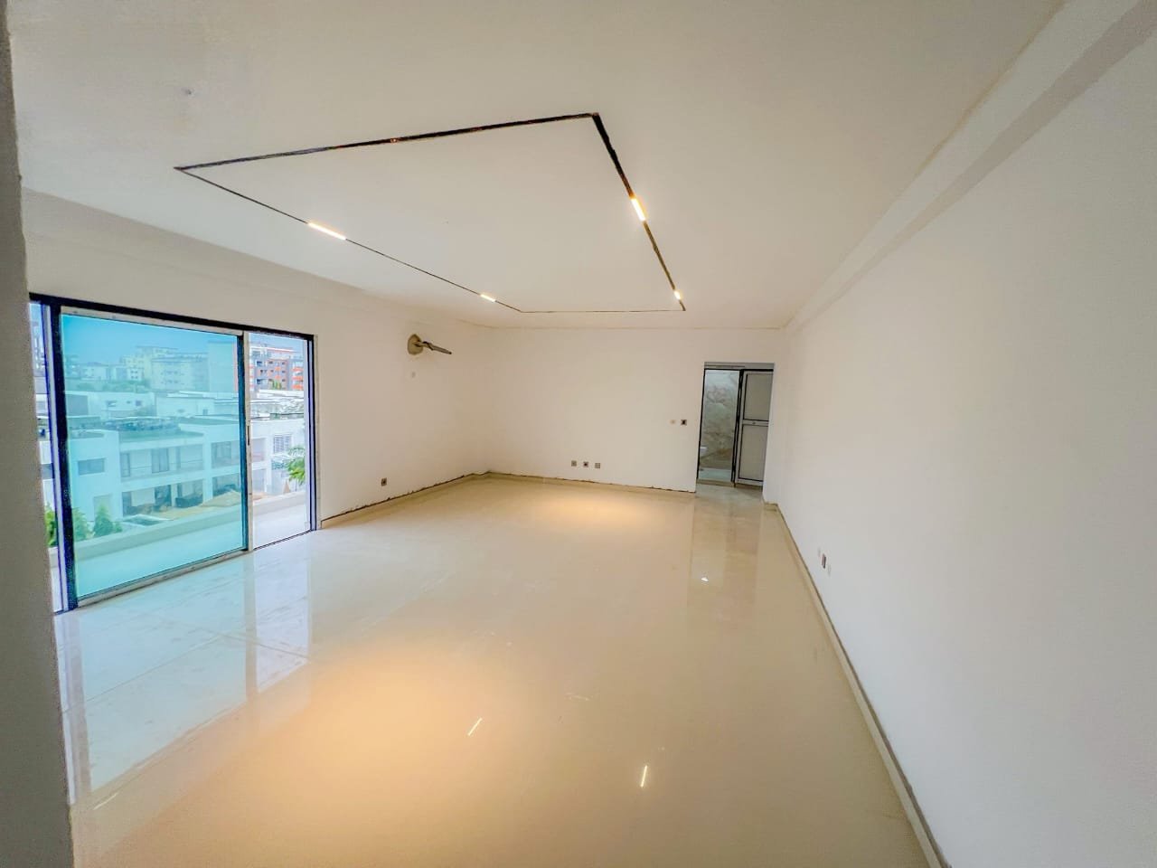 Appartement 3 pièces en vente — Riviera 4, M'Badon (110 m²) — photo 3