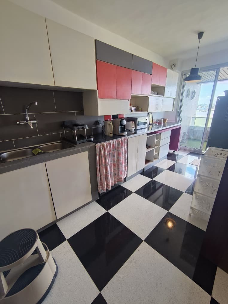 Appartement 3 pièces meublé — Plateau, Immeuble Ebrié