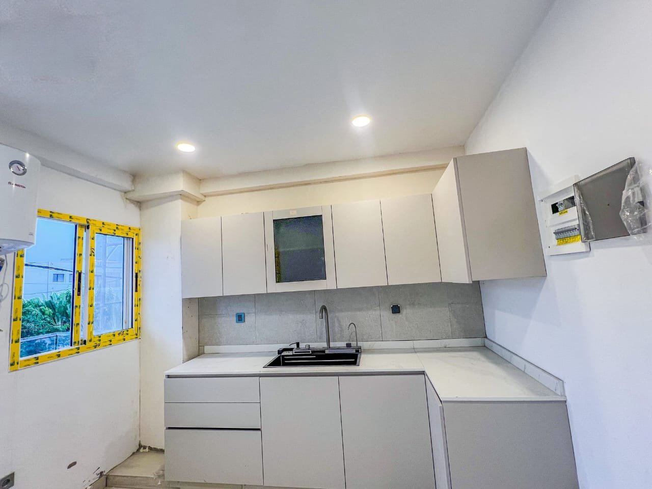 Appartement 4 pièces en vente — Riviera 4, M'Badon